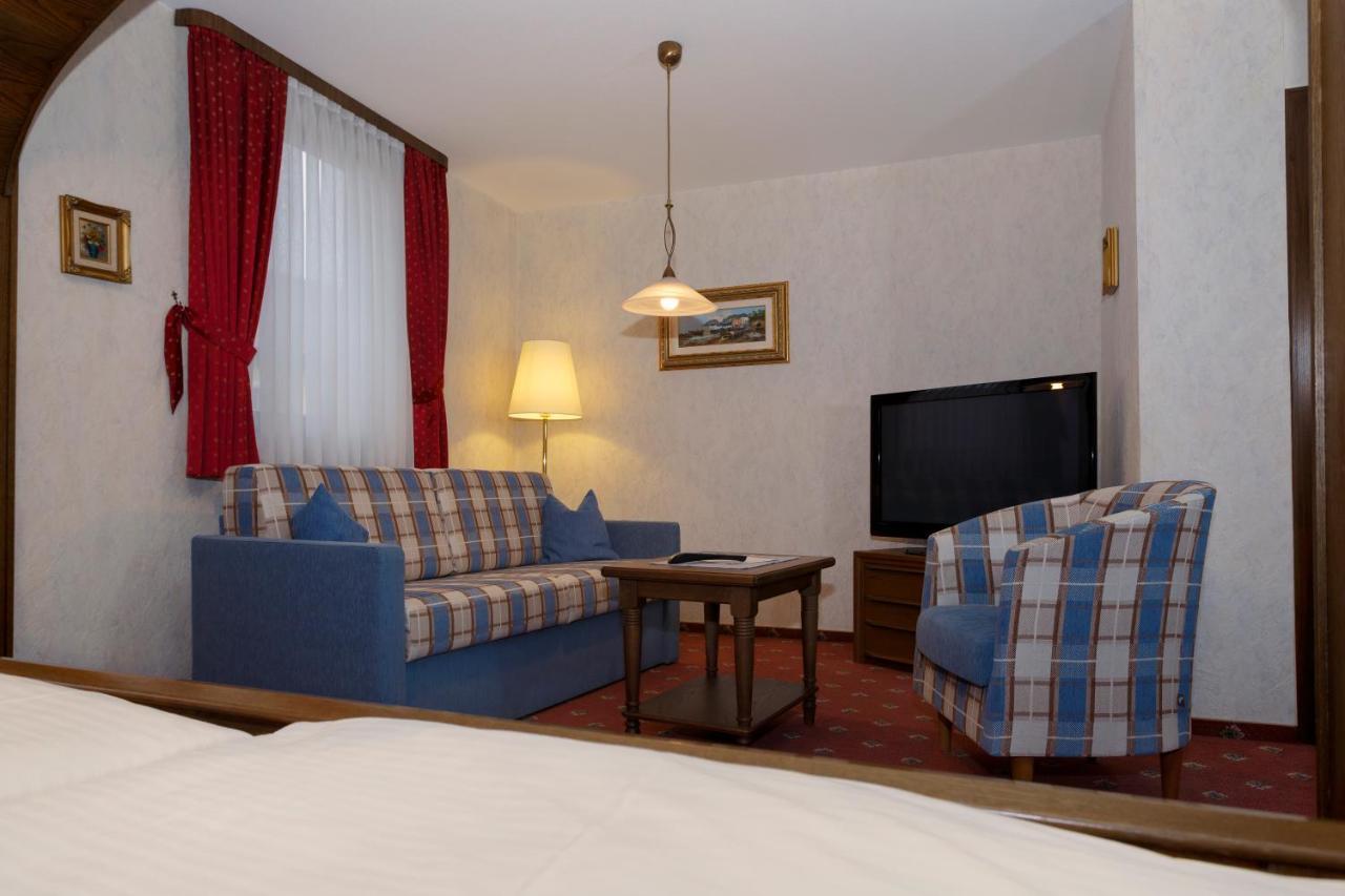 Hotel Gondel Altenkunstadt Bagian luar foto