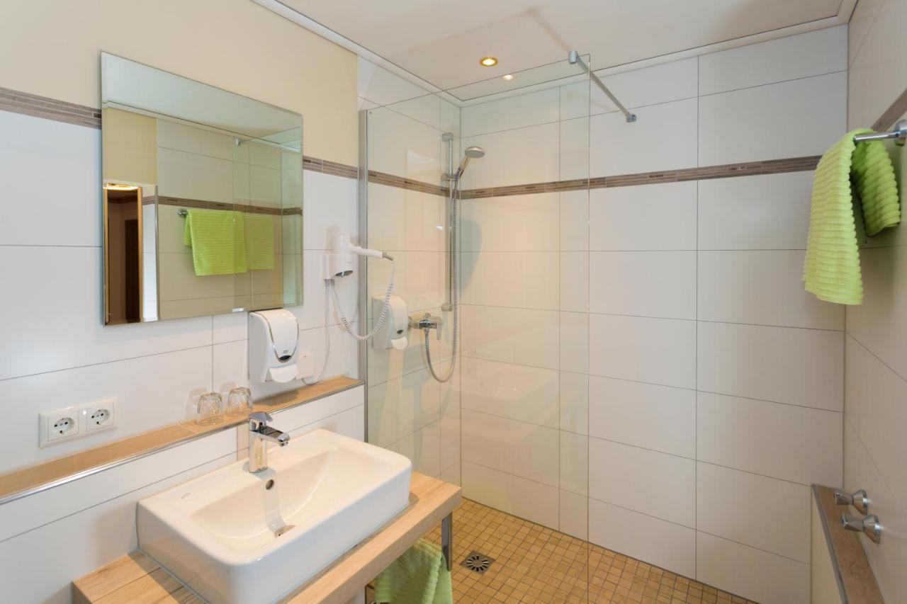 Hotel Gondel Altenkunstadt Bagian luar foto