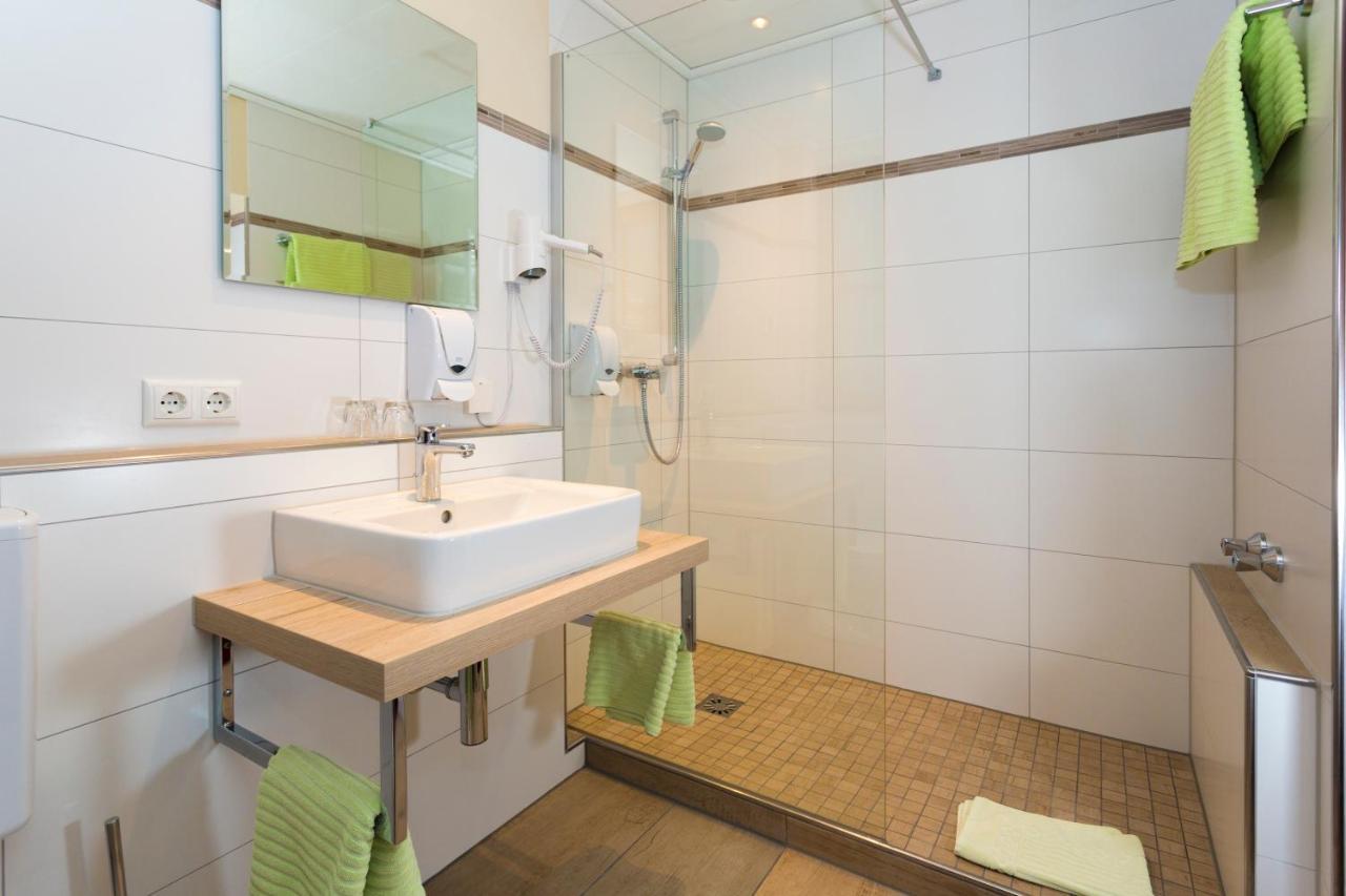 Hotel Gondel Altenkunstadt Bagian luar foto