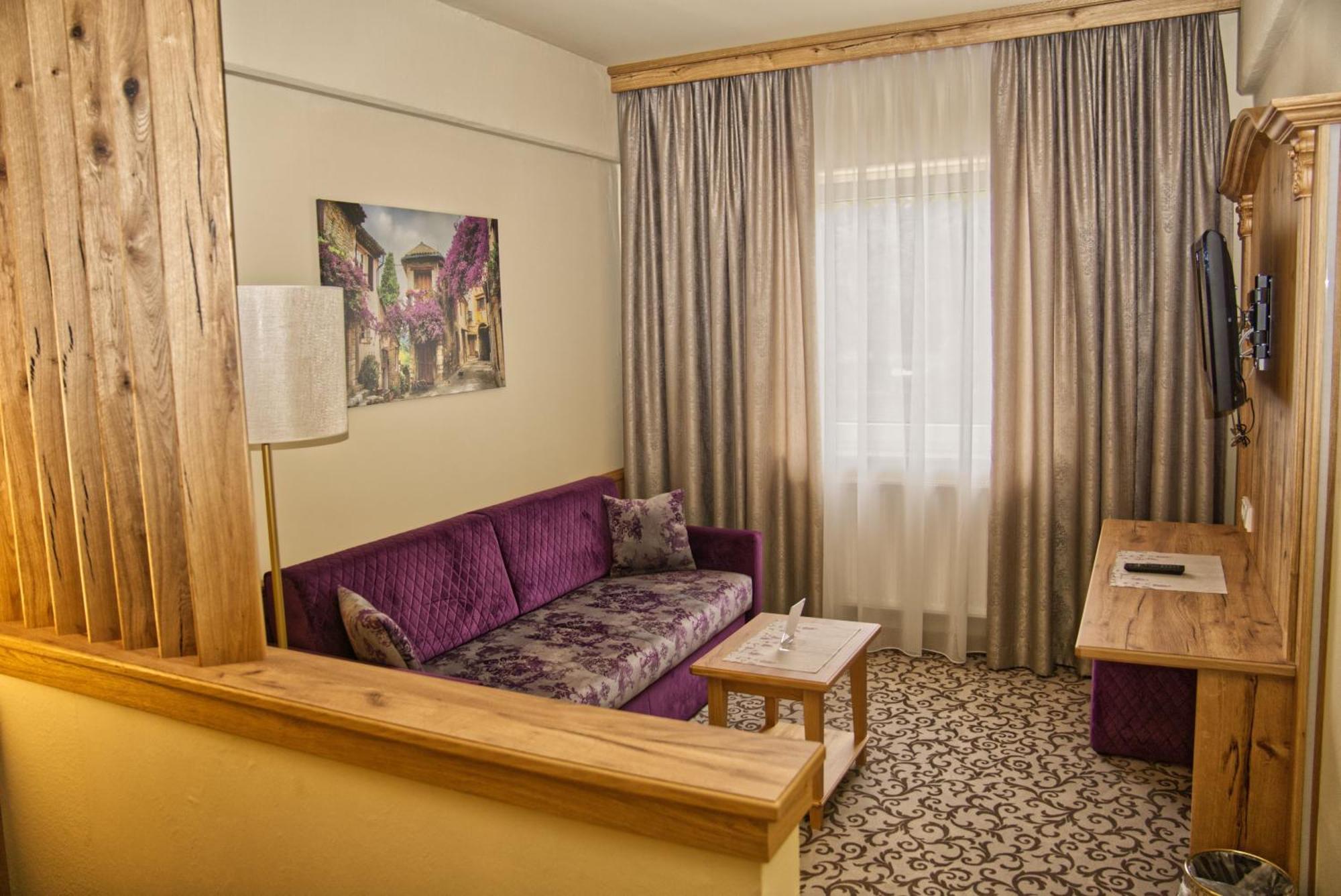 Hotel Gondel Altenkunstadt Bagian luar foto