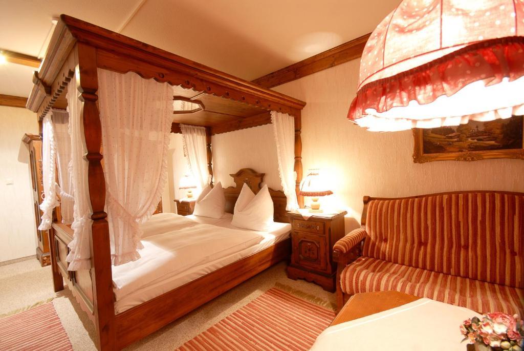 Hotel Gondel Altenkunstadt Ruang foto